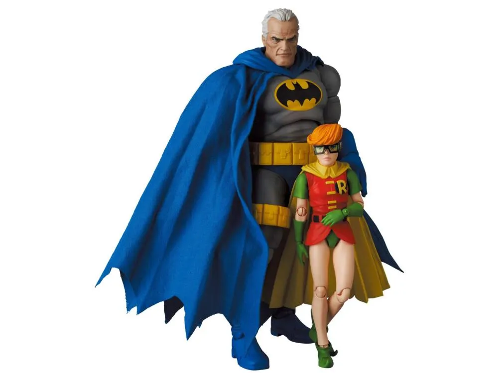 Batman: The Dark Knight Returns MAFEX  Batman (Blue Ver.) & Robin  Action Figure | JD Collectibles