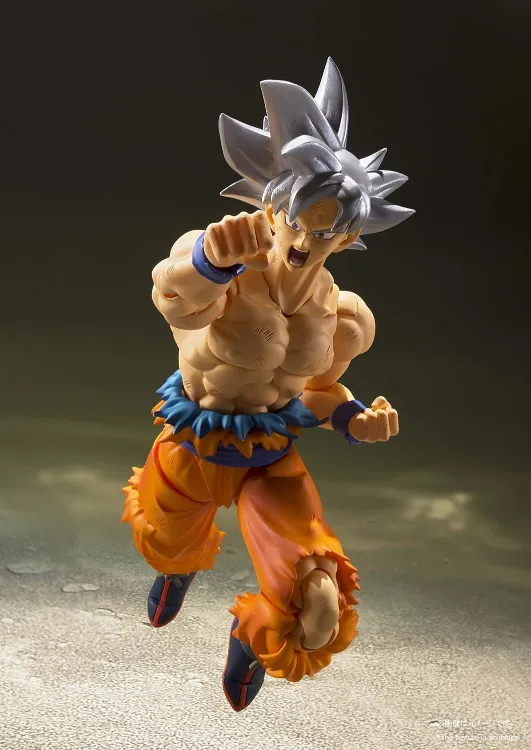 Bandai Tamashii Nations SH Figuarts Goku Action Figure