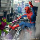 Marvel Mezco Toyz Amazing Spider-Man One12