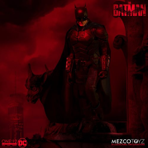 The Batman Mezco Toyz One:12 Collective Action Figure Action Figure